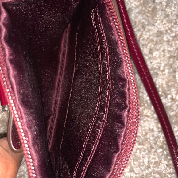 COACH Darcy patent bow small wristlet - Picture 7 of 7